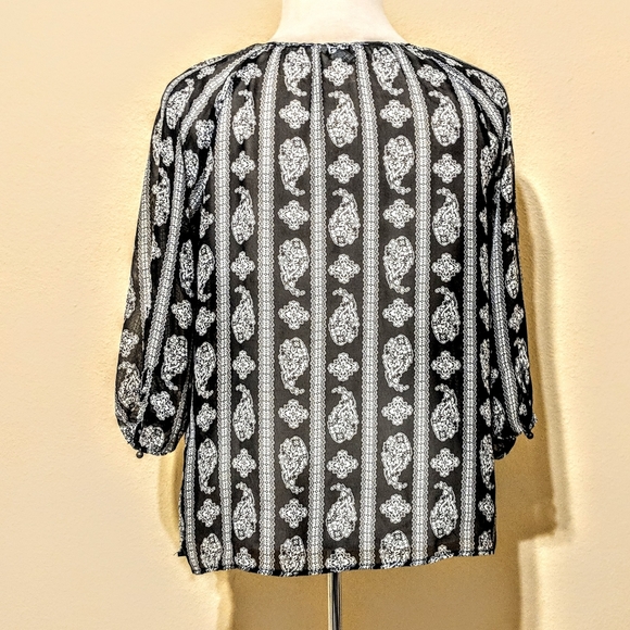 3/$15 FOREVER 21 Sheer blouse with tassels (small) - Picture 5 of 9